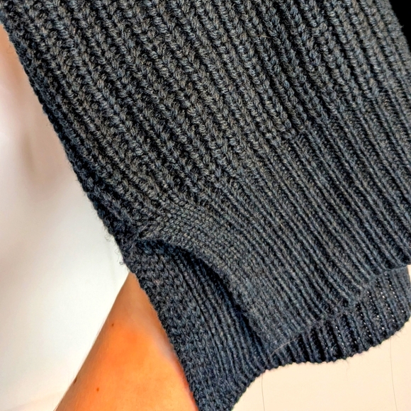 Oversized Dynamite Knit Sweater - Picture 3 of 4